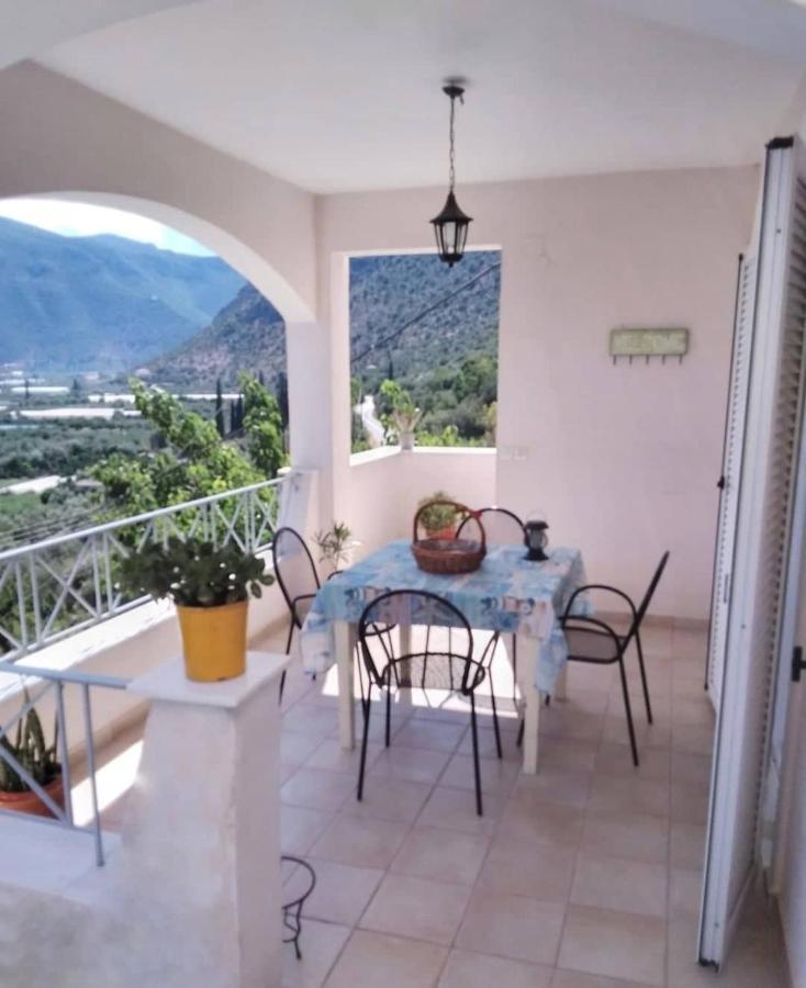 West Red Rock And View Leonidio Maisonette Studio מראה חיצוני תמונה