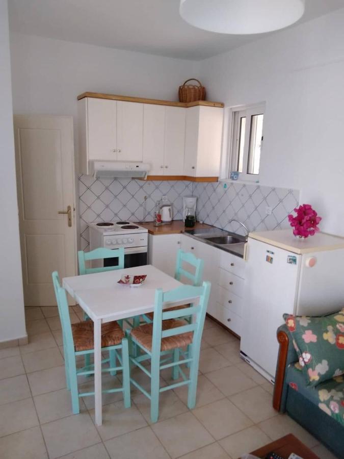West Red Rock And View Leonidio Maisonette Studio מראה חיצוני תמונה